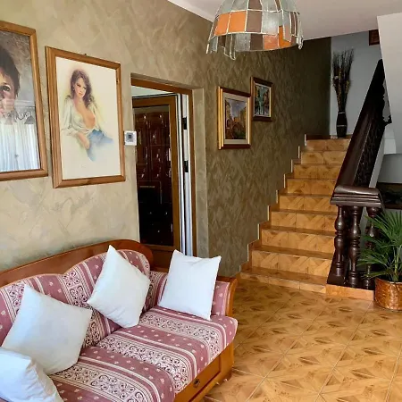 Casa Din Livada