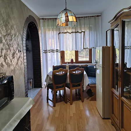 Casa Din Livada Villa
