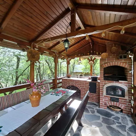 Casa Din Livada Borsa (Maramures)